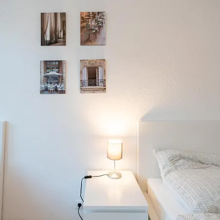 Volt - Modern, Neu, Komplett Ausgestattet, 4 Einzelbetten, Zentral Mit Waschmaschine Spuelmaschine Tv Herd Backofen Mikrowelle * 푸르슈텐발데